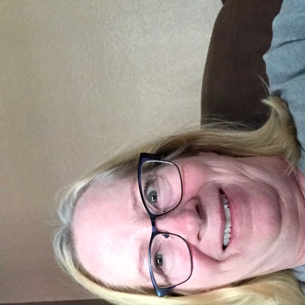 Meet your Posher, Christie